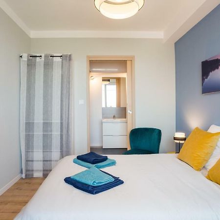 Appartamento T2 avec loggia fleurie et ensoleillée Tolone Esterno foto