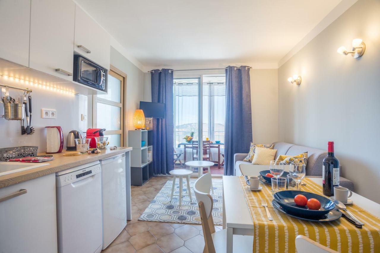 Appartamento T2 avec loggia fleurie et ensoleillée Tolone Esterno foto