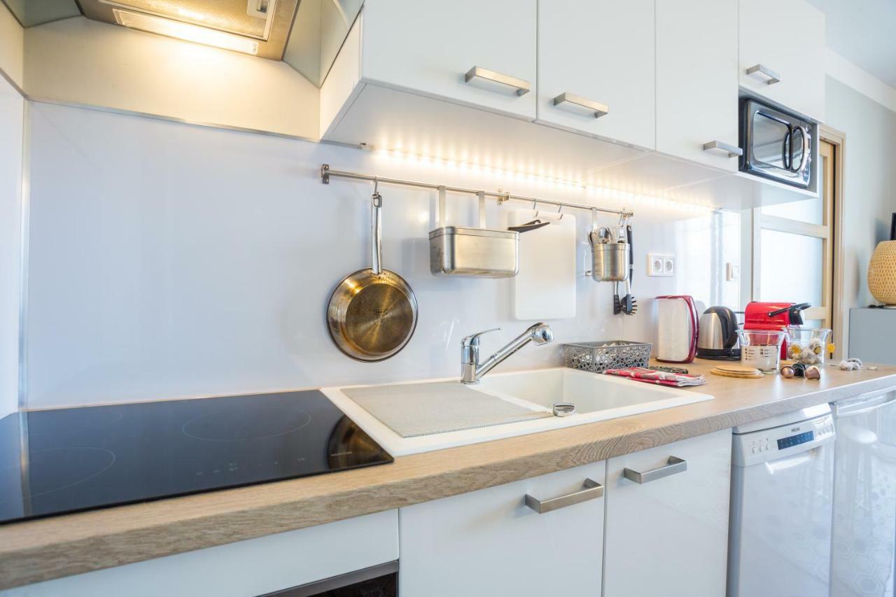 Appartamento T2 avec loggia fleurie et ensoleillée Tolone Esterno foto
