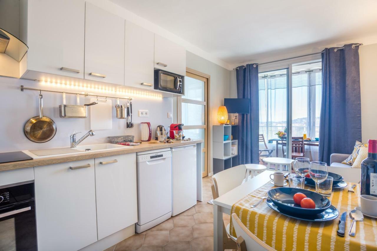 Appartamento T2 avec loggia fleurie et ensoleillée Tolone Esterno foto