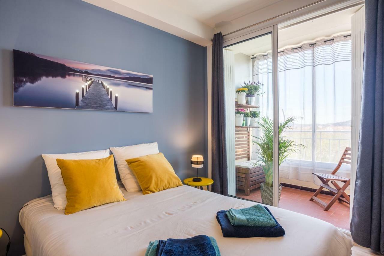 Appartamento T2 avec loggia fleurie et ensoleillée Tolone Esterno foto