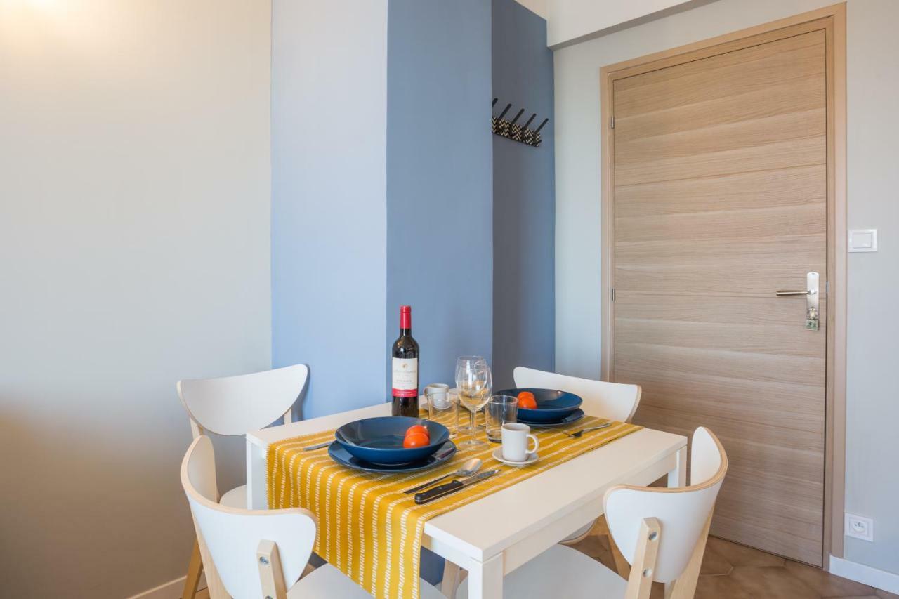 Appartamento T2 avec loggia fleurie et ensoleillée Tolone Esterno foto