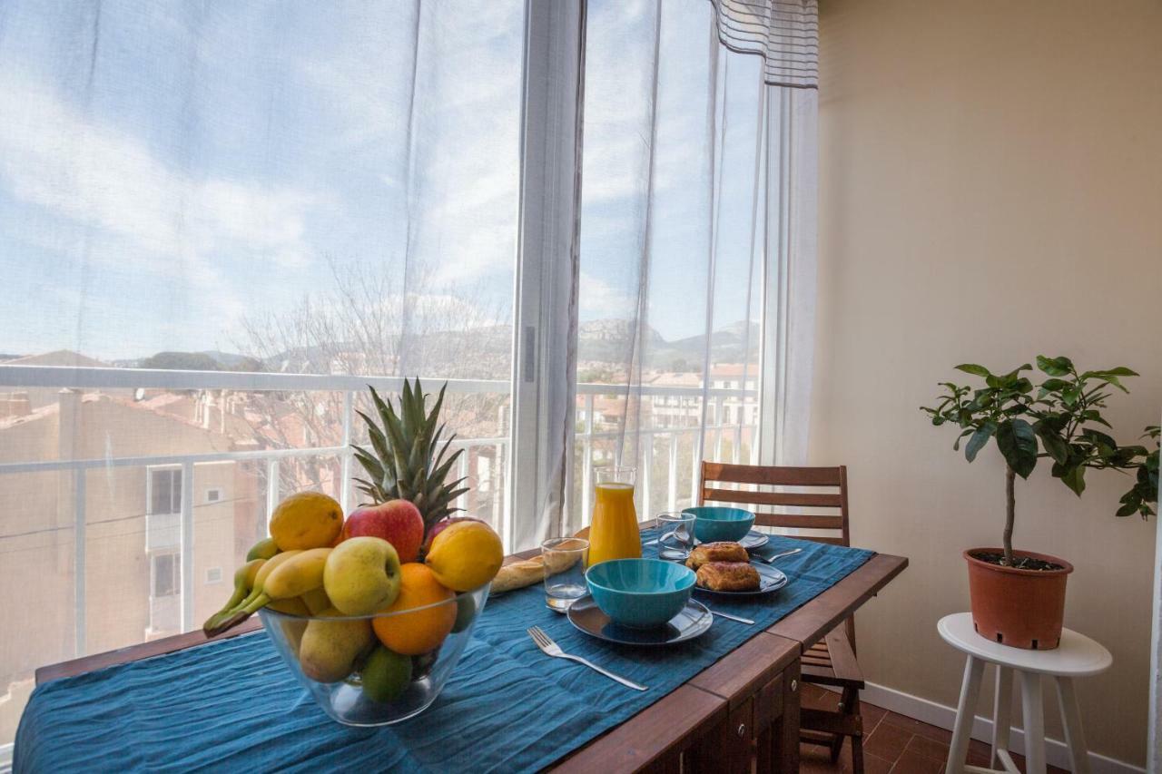 Appartamento T2 avec loggia fleurie et ensoleillée Tolone Esterno foto